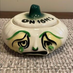 Deforest Pottery California Anthropomorphic vintage Crying Onion Jar